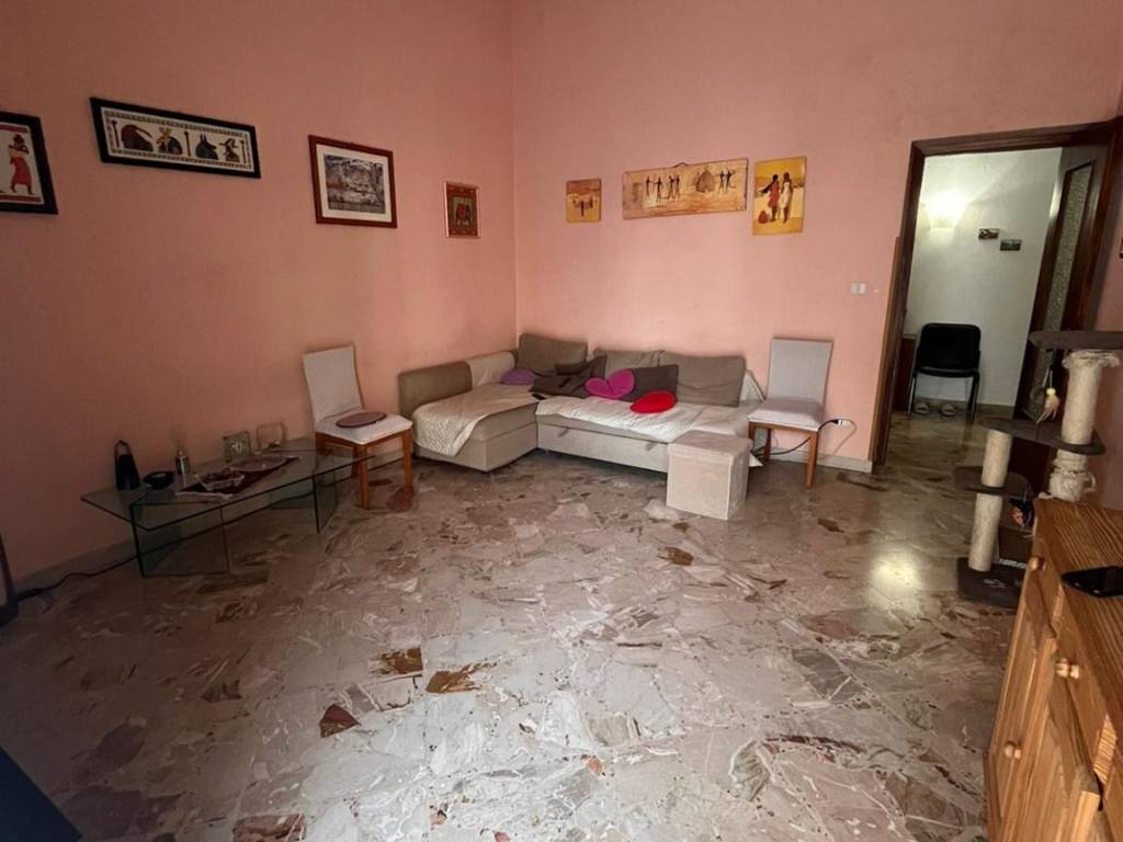 Palazzo / stabile a Bagheria in Via Calogero Carà - Foto 4