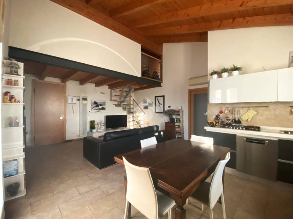 Appartamento a Isola della scala - Foto 5