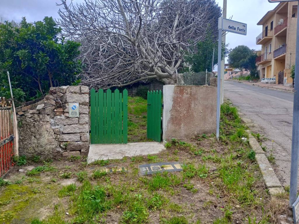 Terreno a Santa teresa gallura in Strada Statale Santa Teresa-Ponte Liscia - Foto 2