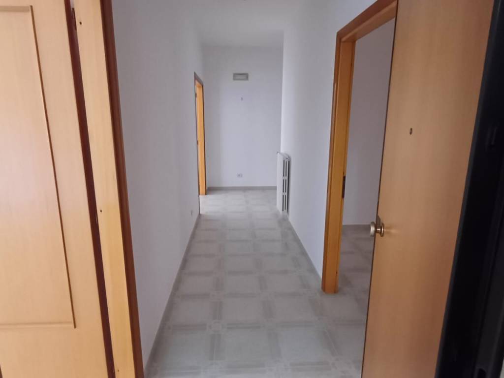 Appartamento a Francavilla fontana in Via Quinto Ennio, 33 - Foto 3