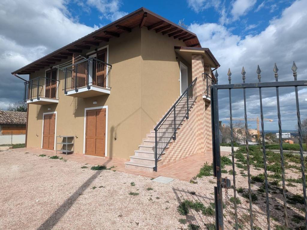 Villa a Ripe san ginesio in LocalitÃ contrada faveto - Foto 5