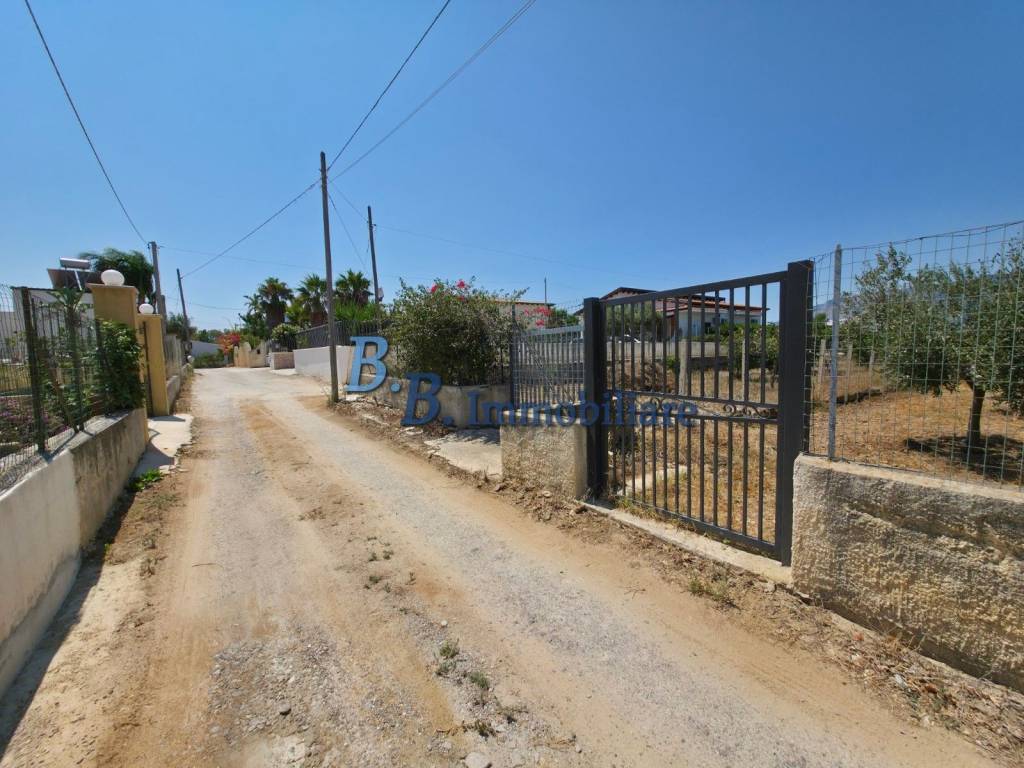 Terreno a Alcamo in Via Palmeri - Foto 3