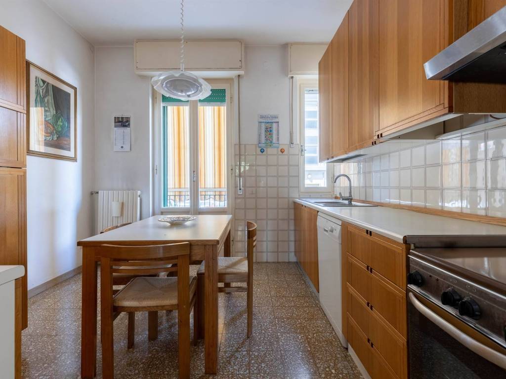 Appartamento a Pontedera in Via XXIV Maggio, 24 - Foto 2