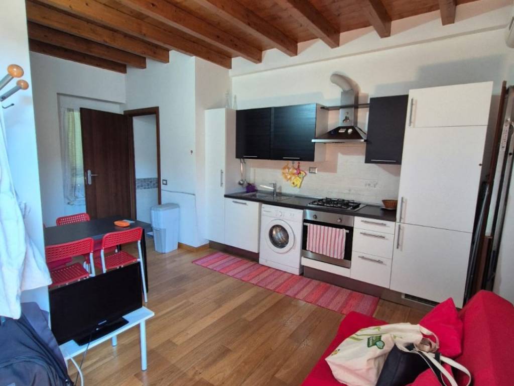 Appartamento a Pavia in Via Lomonaco ,27 - Foto 4