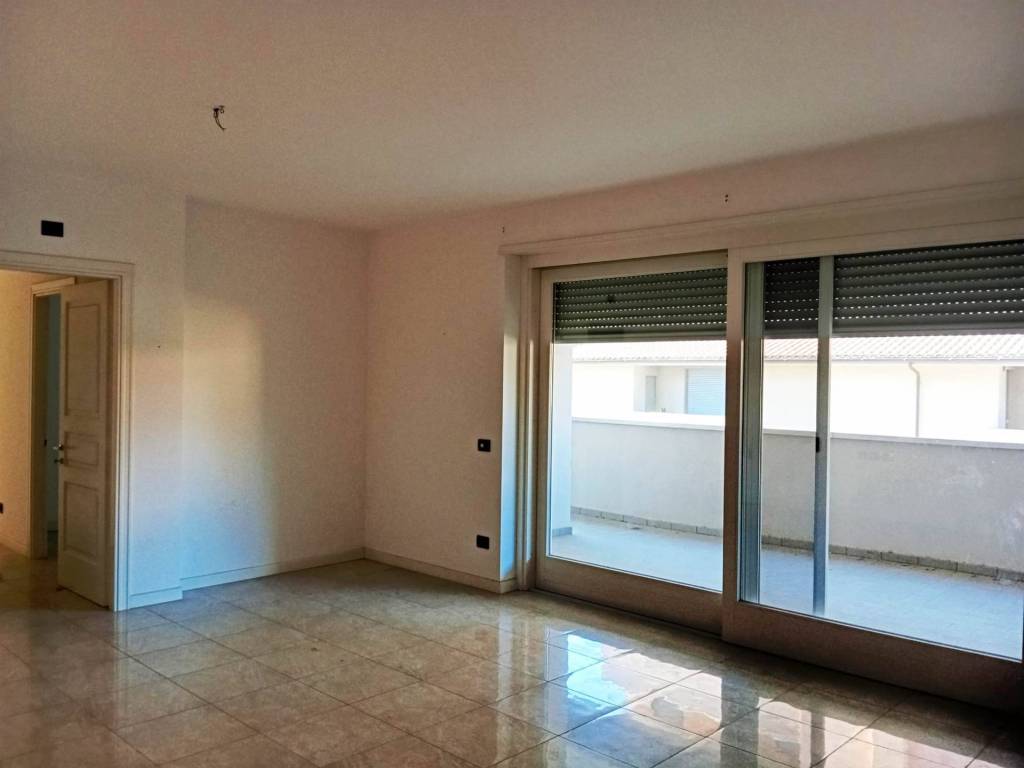 Appartamento a Terni in Via Romagnosi - Foto 4