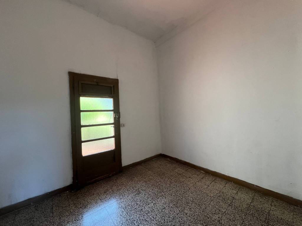 Appartamento a Laveno-mombello in Via N. Sauro, 5 - Foto 3