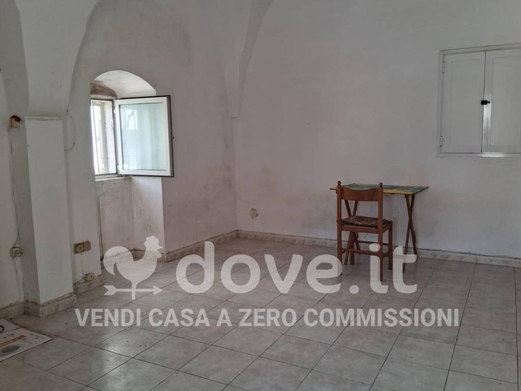 Villa a Ceglie messapica in Piazza Umberto I - Foto 5