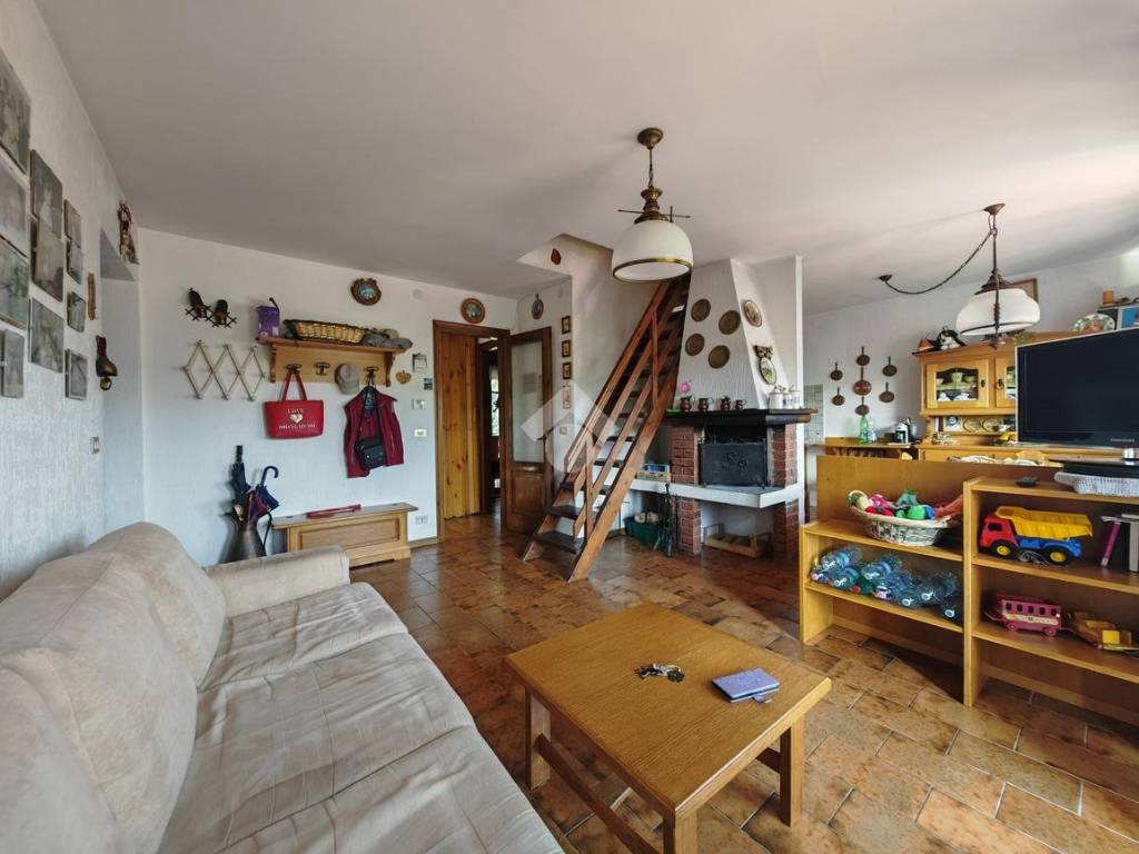 Appartamento a Roana in Via Bellavista, 15 - Foto 2