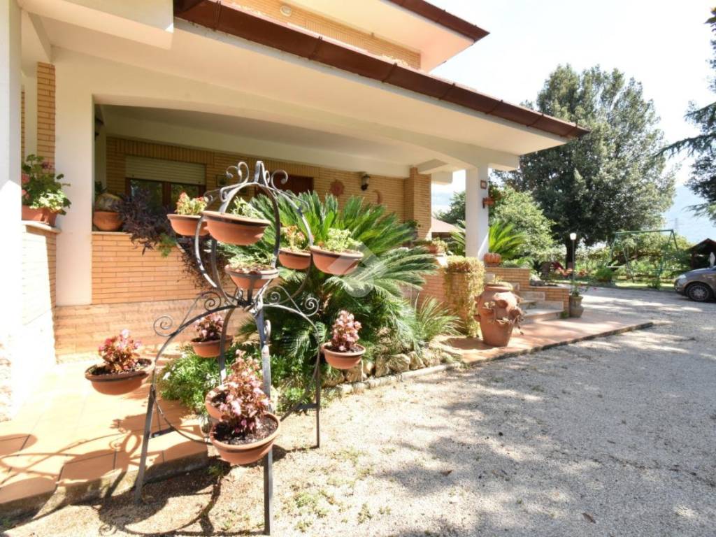 Villa a Sermoneta in Via Cona2, 17 - Foto 2