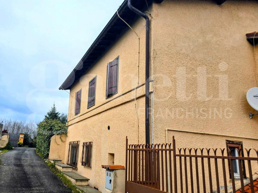 Villa a Paliano in via Palianese Nord, 48 - Foto 2