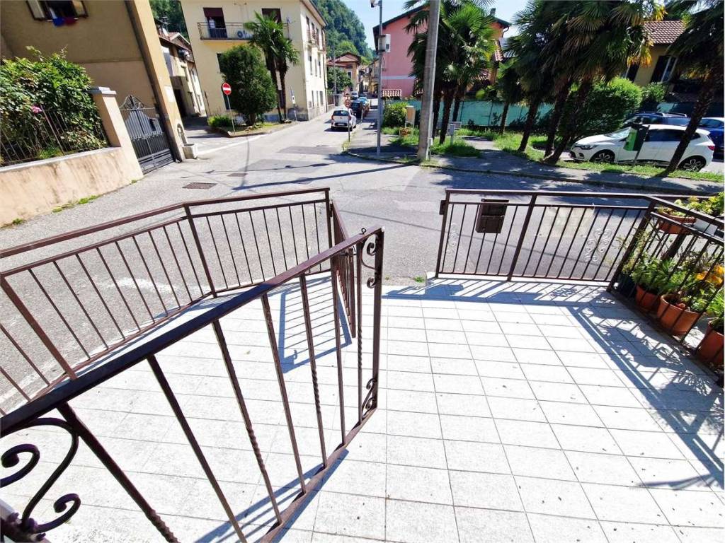 Appartamento a Cuveglio in Via Vidoletti - Foto 3