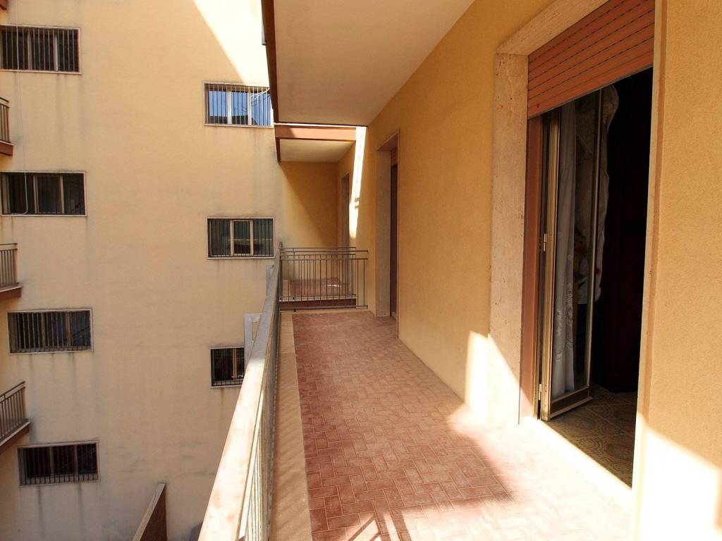 Appartamento a Ragusa in Via Domenico Cimarosa, 16 - Foto 4