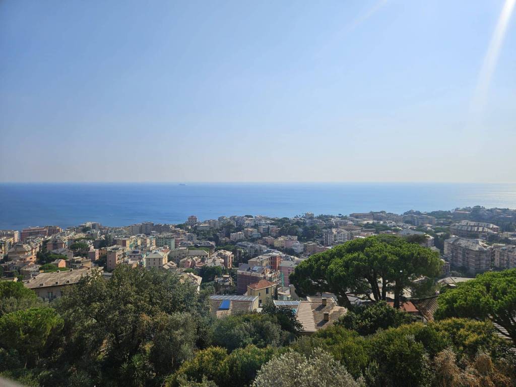Appartamento a Genova in Via Pietro Nenni - Foto 2