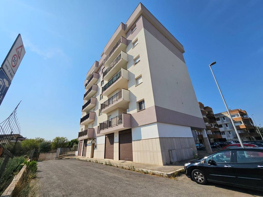 Appartamento a Turi in Via Ninuccio Napolitano, 11 - Foto 2