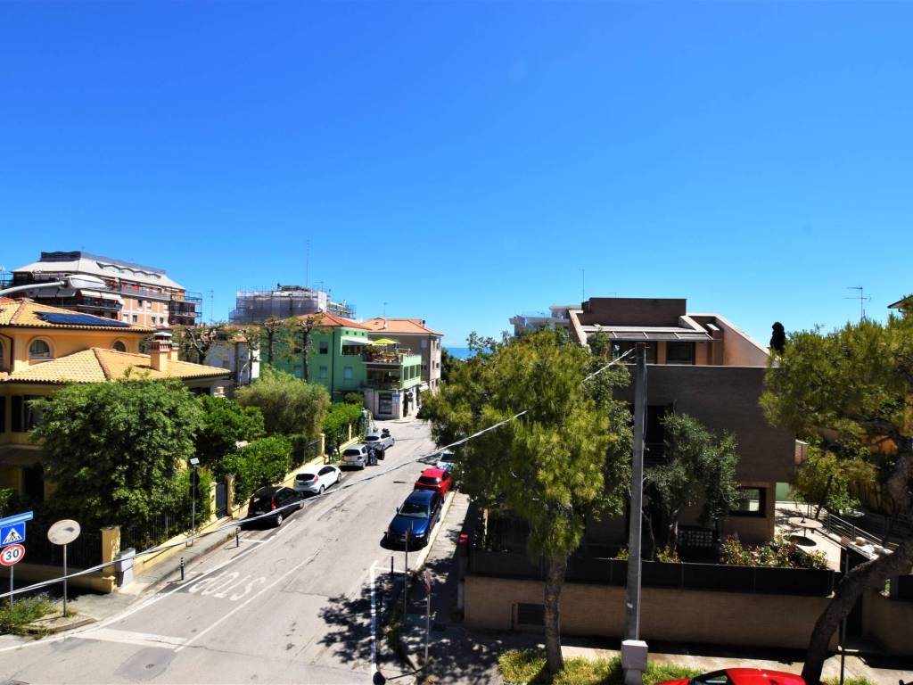 Attico / mansarda a Porto san giorgio in Viale della Vittoria, 121 - Foto 5