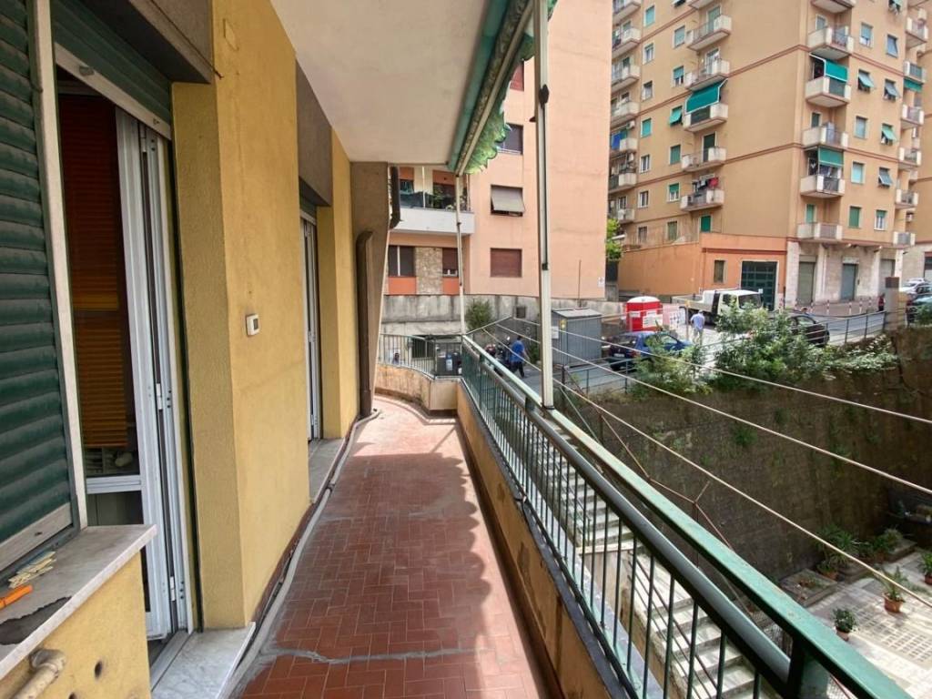Appartamento a Genova in Via Tortona, 11 - Foto 2