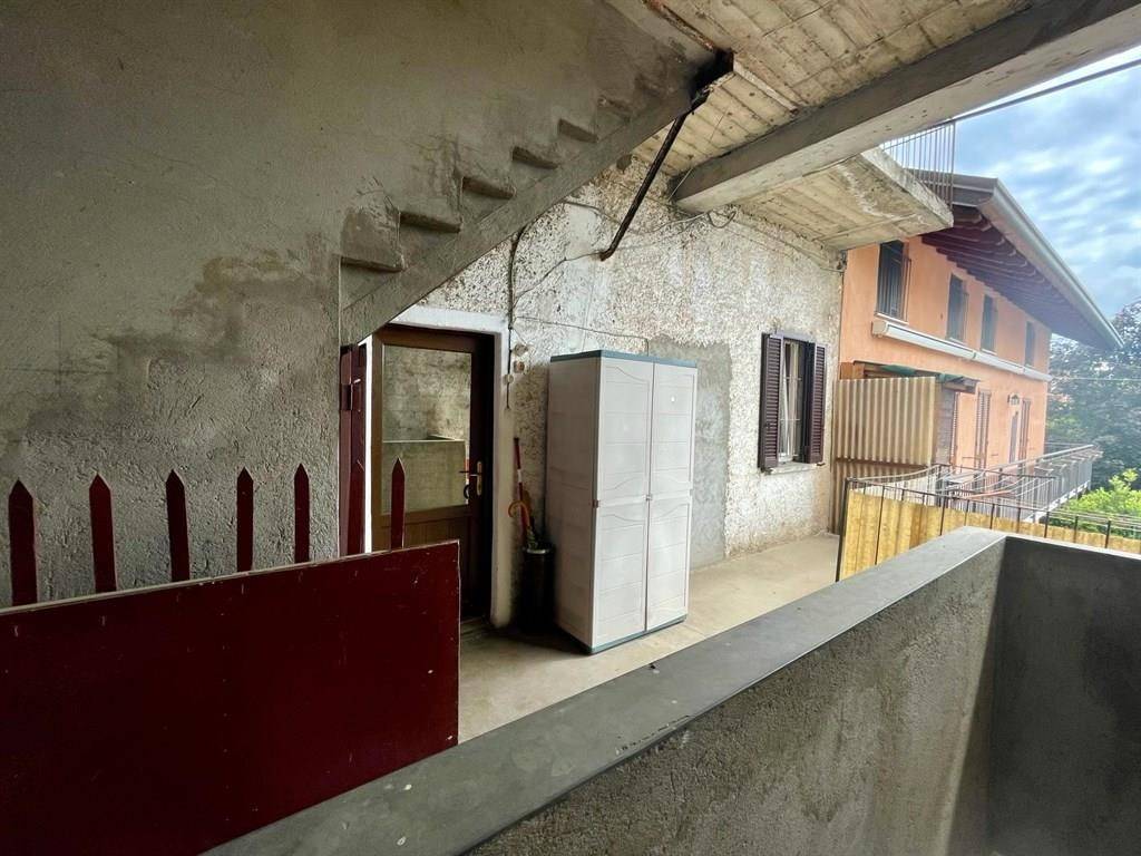 Appartamento a Varese in Via Carlo Poerio, 13 - Foto 3