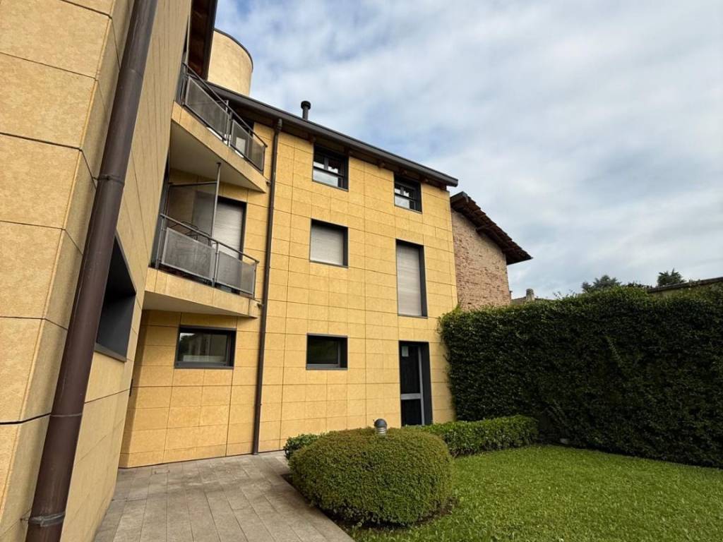 Appartamento a Giussano in Via Enrico Fermi, 5 - Foto 2