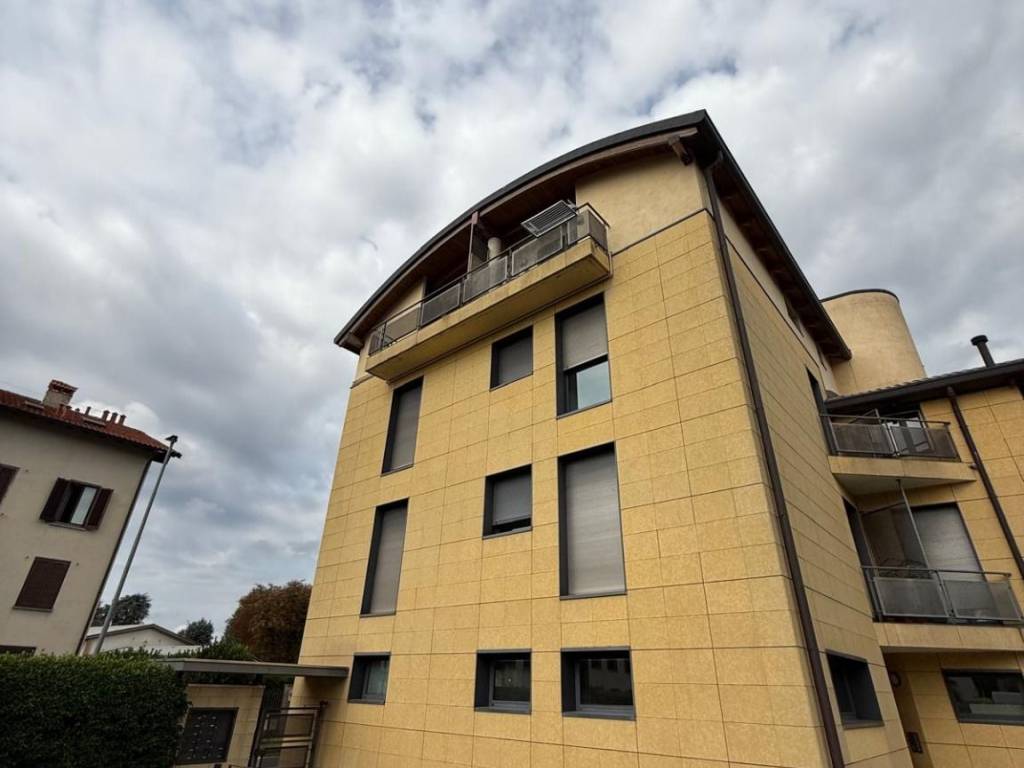 Appartamento a Giussano in Via Enrico Fermi, 5 - Foto 3