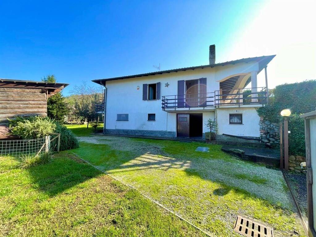 Villa a Azzate in Via 1° maggio - Foto 3