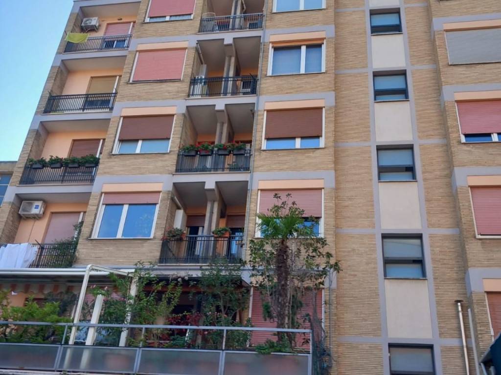 Appartamento a Pescara in Viale Giovanni Bovio - Foto 5