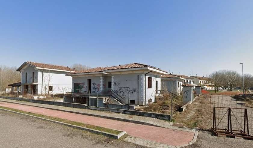 Palazzo / stabile a Bornasco in Via Ugo Foscolo - Foto 4