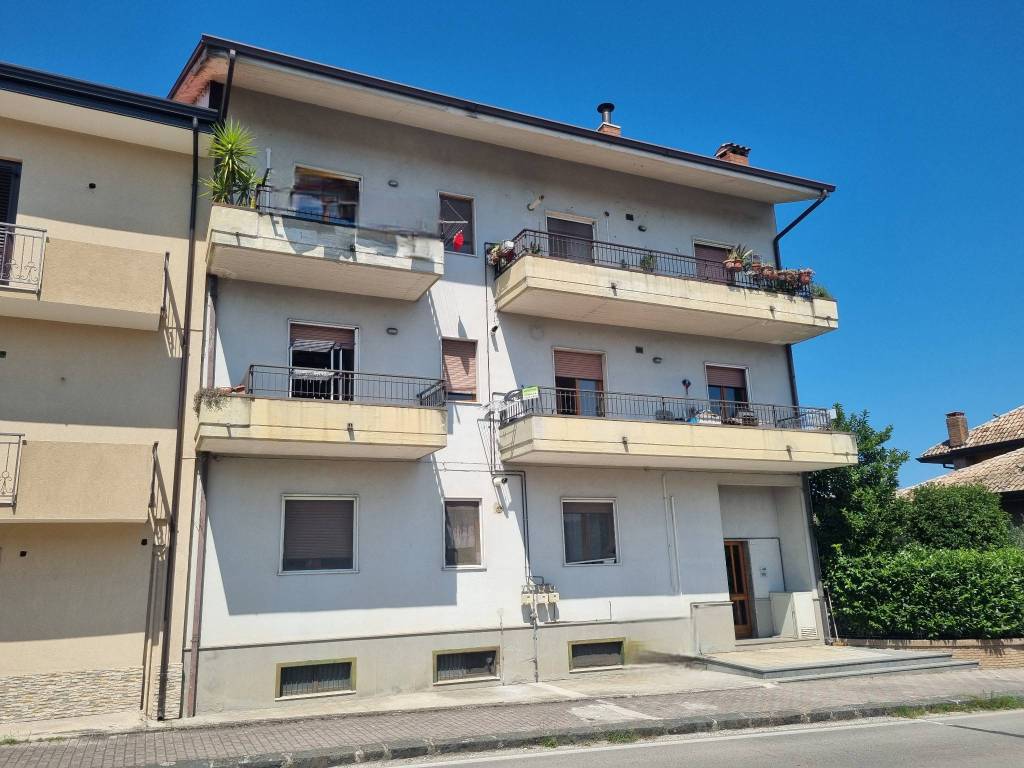 Appartamento a Montefredane in Via Arcella, 65 - Foto 2
