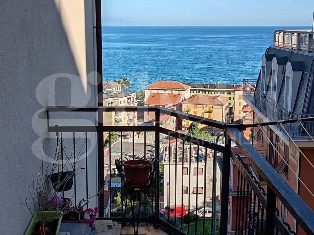 Appartamento a Varazze in Via Bonfante - Foto 4
