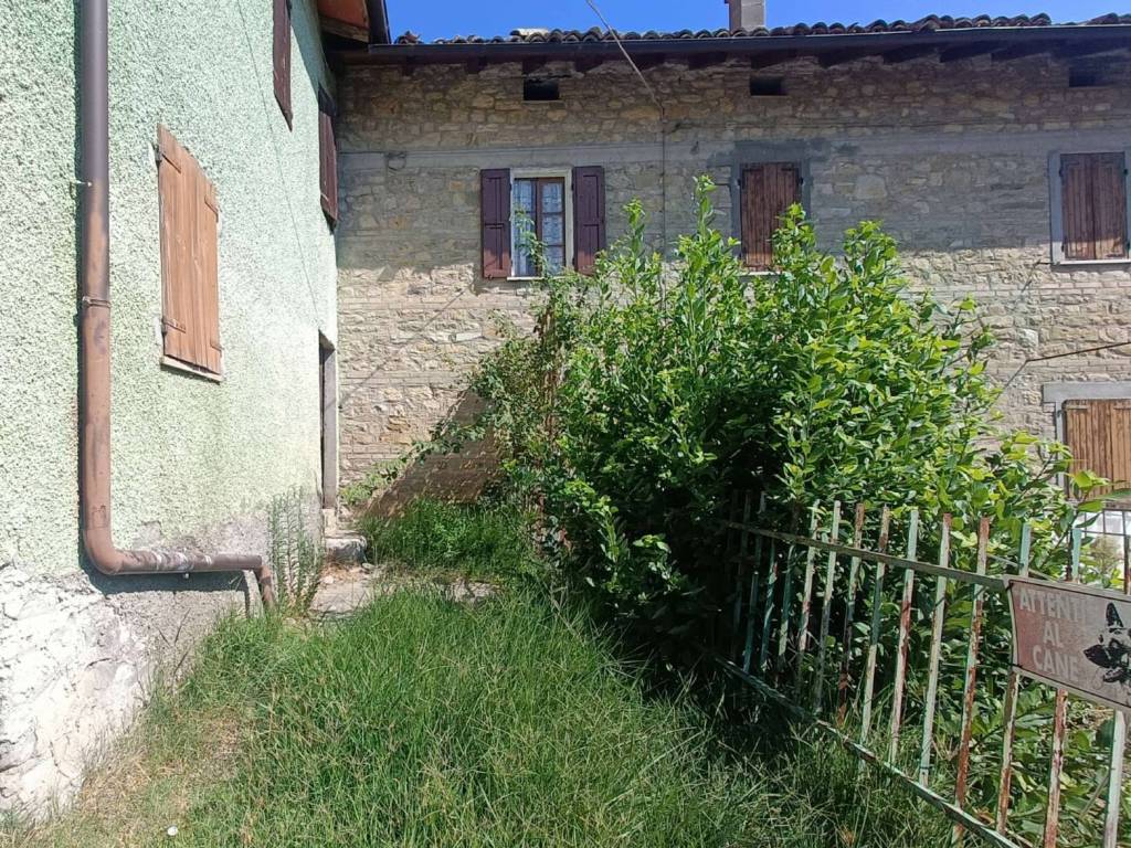 Casa indipendente a Vetto in via Caiola 6 - Foto 3