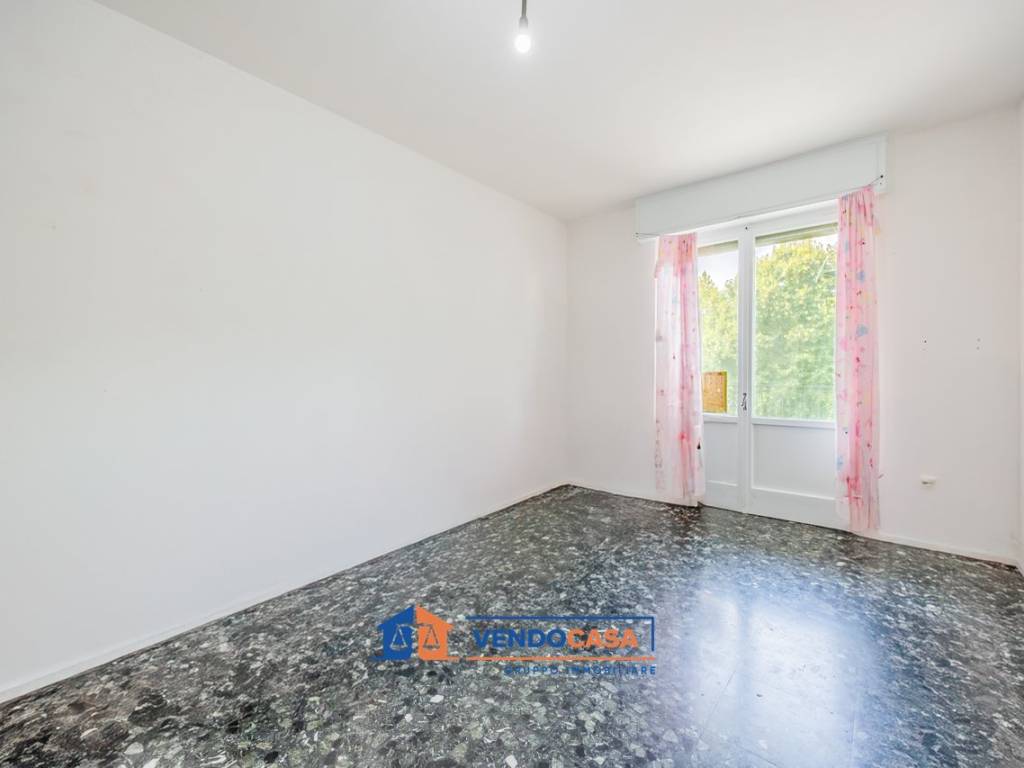 Appartamento a Albenga in Via Tiziano, 21 - Foto 4