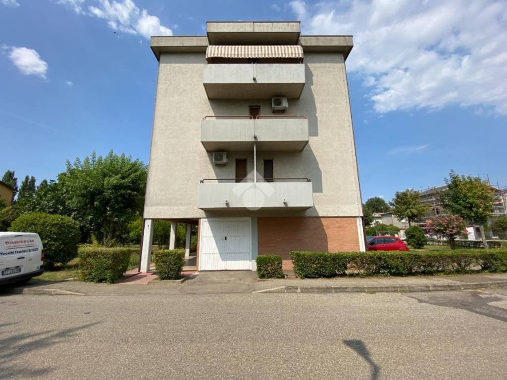 Appartamento a Castelnovo di sotto in Via Aldo Moro, 1 - Foto 4