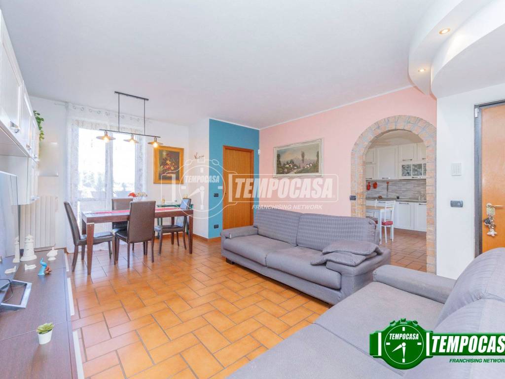 Villa a Vellezzo bellini in Via Pietro Nenni - Foto 3