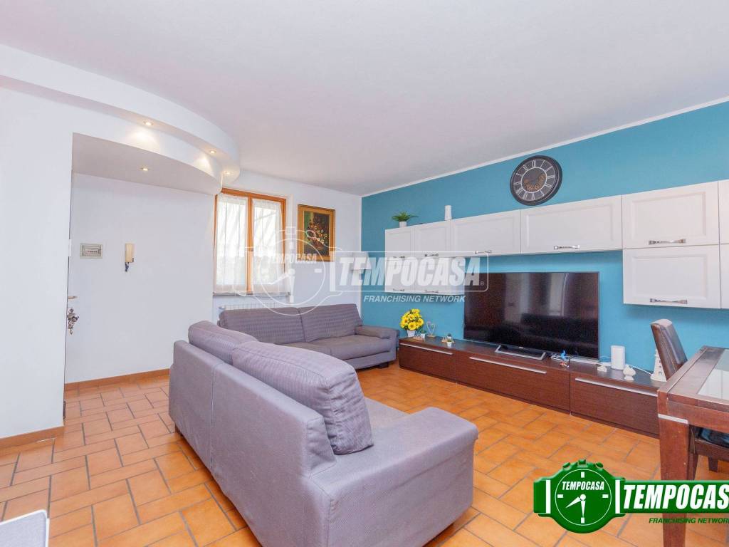 Villa a Vellezzo bellini in Via Pietro Nenni - Foto 4