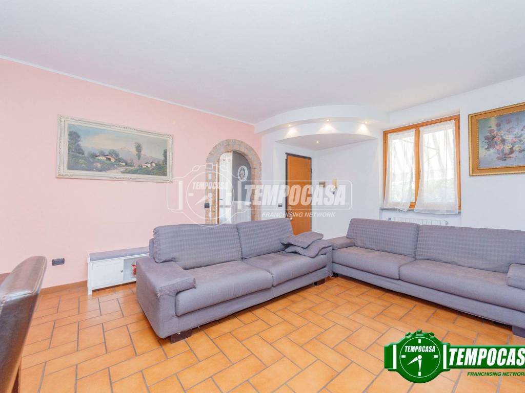 Villa a Vellezzo bellini in Via Pietro Nenni - Foto 5