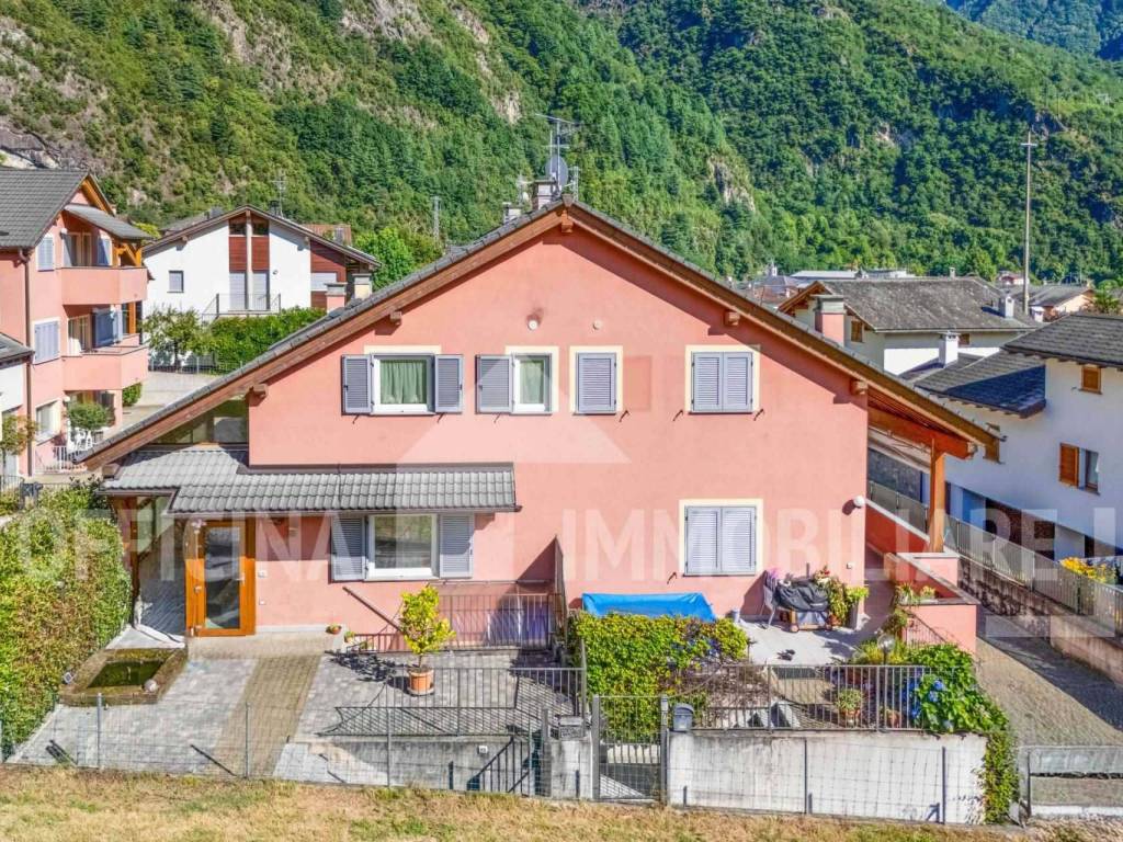 Villa a Novate mezzola in Via Delle Vigne - Foto 3