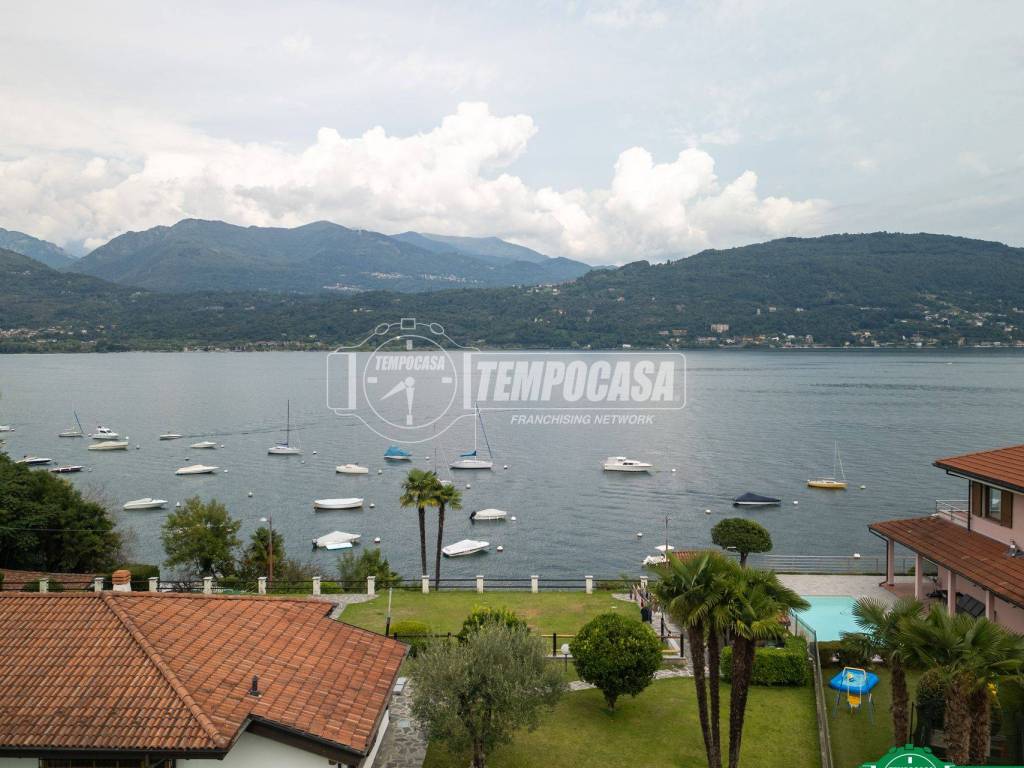 Villa a Baveno in SS33 del Sempione 43 - Foto 2