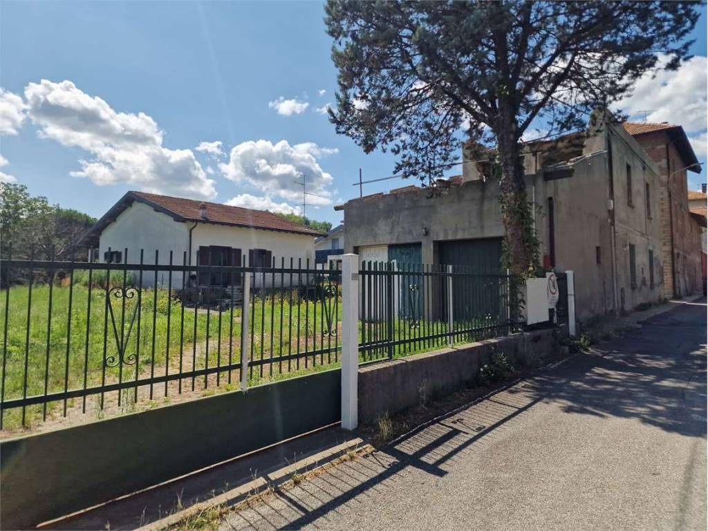 Rustico / casale a Olgiate comasco in Via Dei Bernasconi - Foto 5