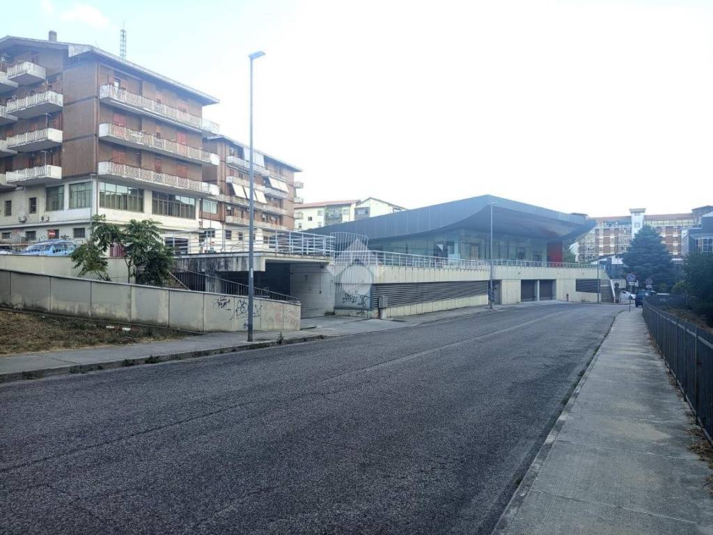 Box / garage a Avellino in Via Vincenzo Cannaviello - Foto 5
