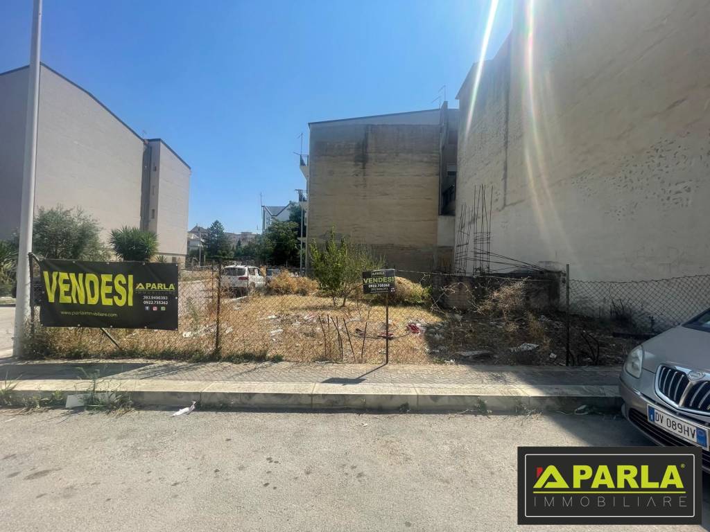 Terreno a Canicattì in Via Socrate - Foto 2