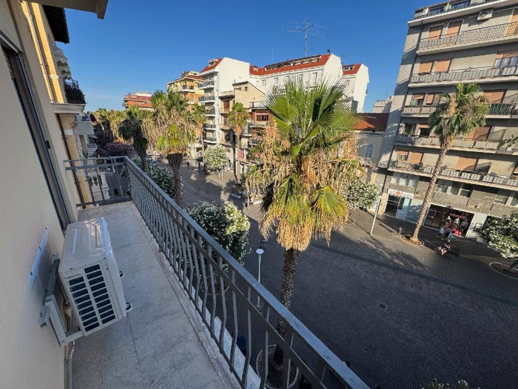 Appartamento a San benedetto del tronto in VIALE SECONDO MORETTI - Foto 3