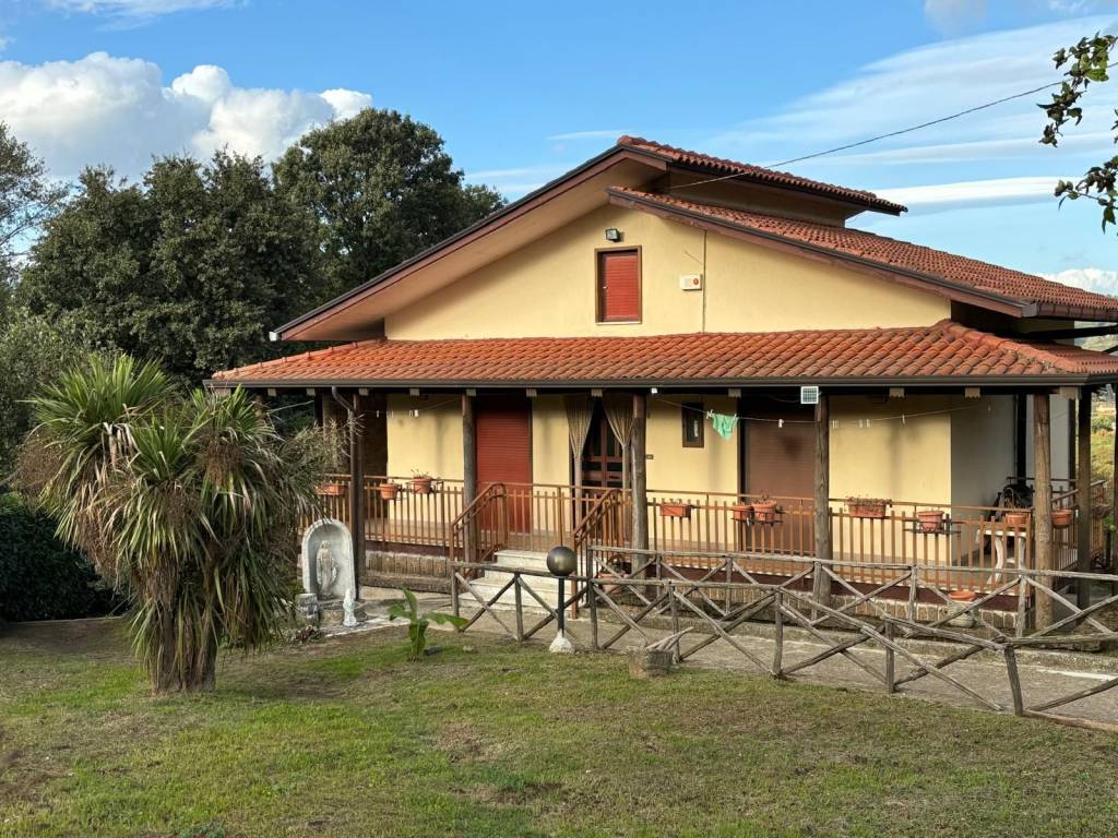 Villa a Aiello del sabato in Contrada Paparani - Foto 2