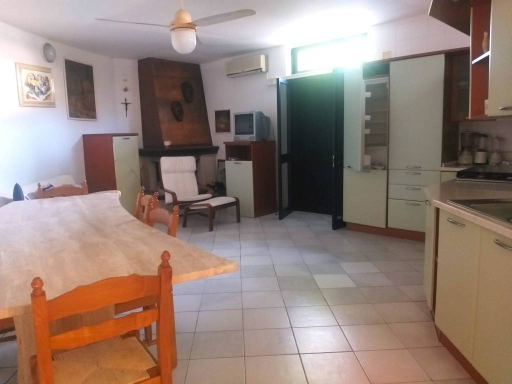 Villa a Cassano all'ionio in Via Giacinto Siri, 3 - Foto 4