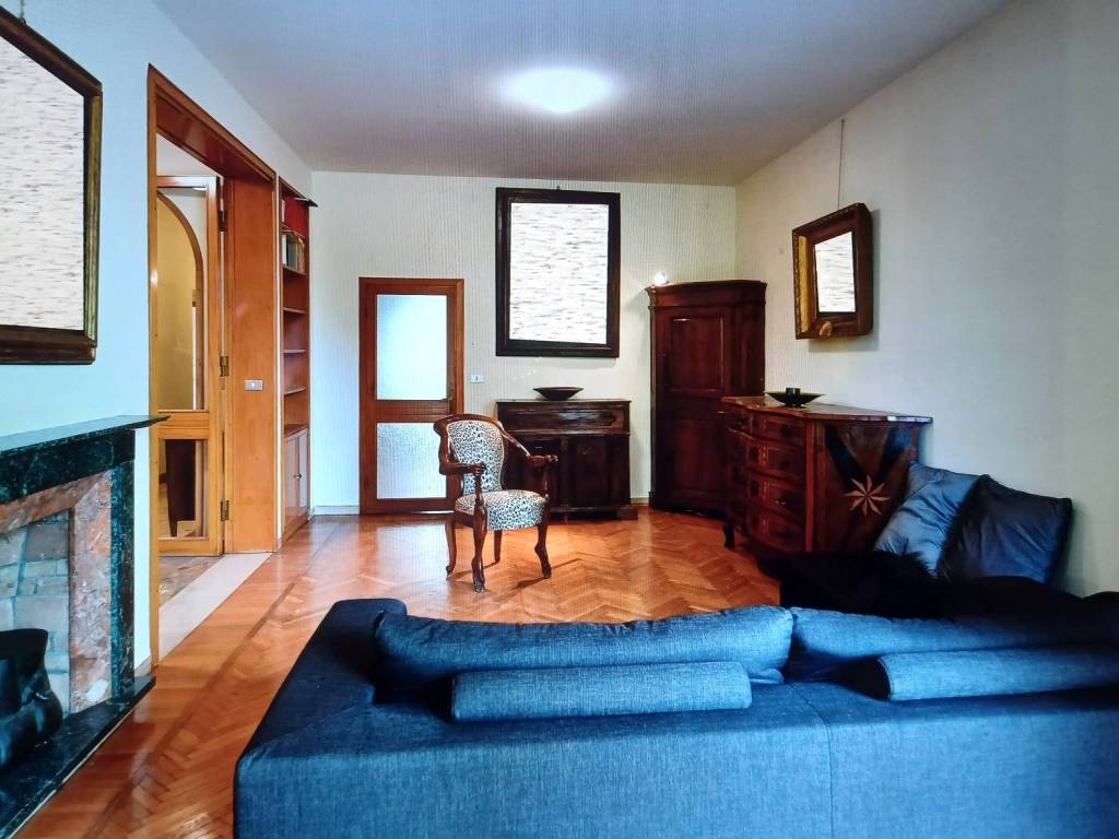Appartamento a Reggio emilia in Viale Monte Grappa - Foto 5