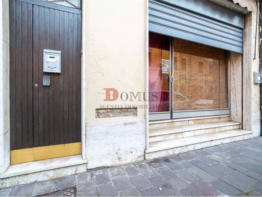 Palazzo / stabile a Borgo mantovano in Corso Italia, 94 - Foto 3