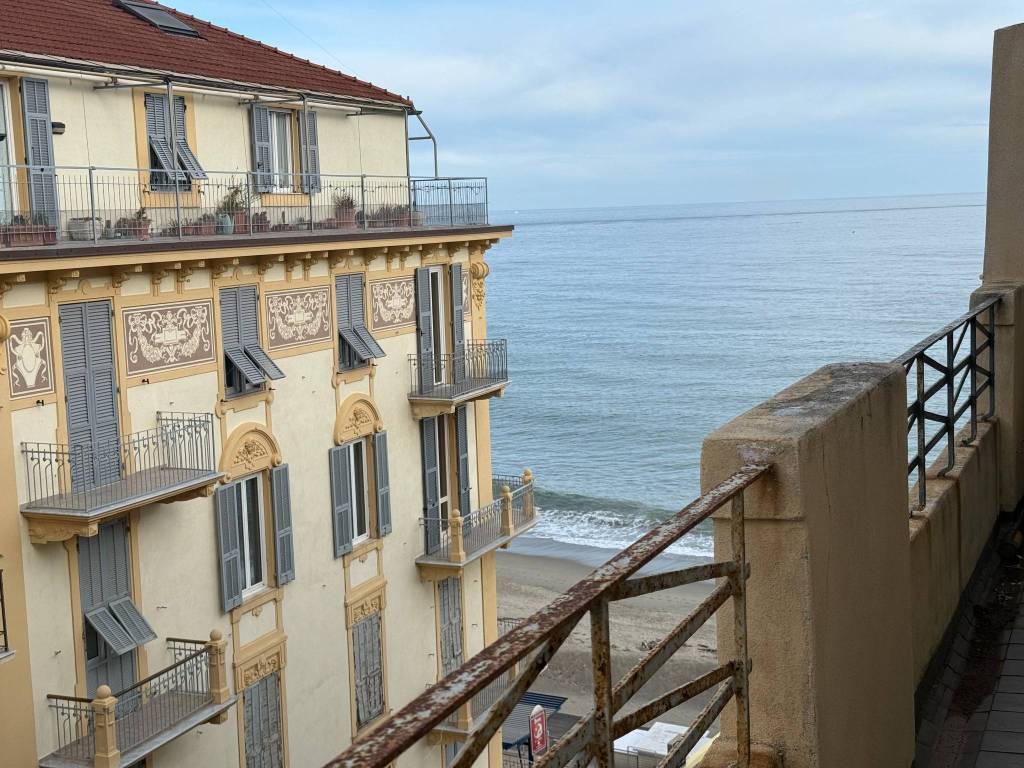 Appartamento a Savona in Via Gaetano Donizetti, 1 - Foto 4