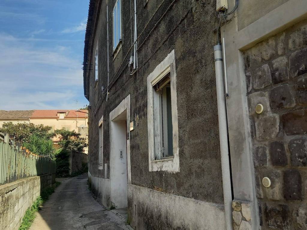 Casa indipendente a Caserta in Via Carlo Pisacane, 5 - Foto 2