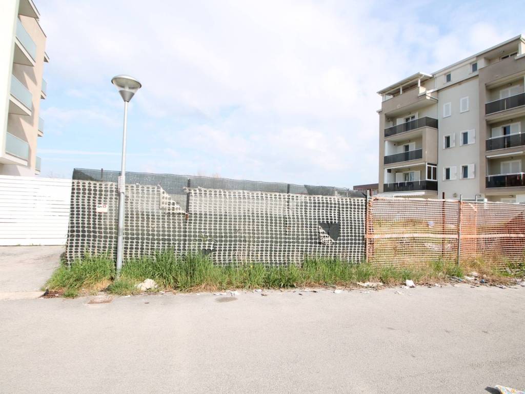 Terreno a Trentola-ducenta in Via Taburno - Foto 2