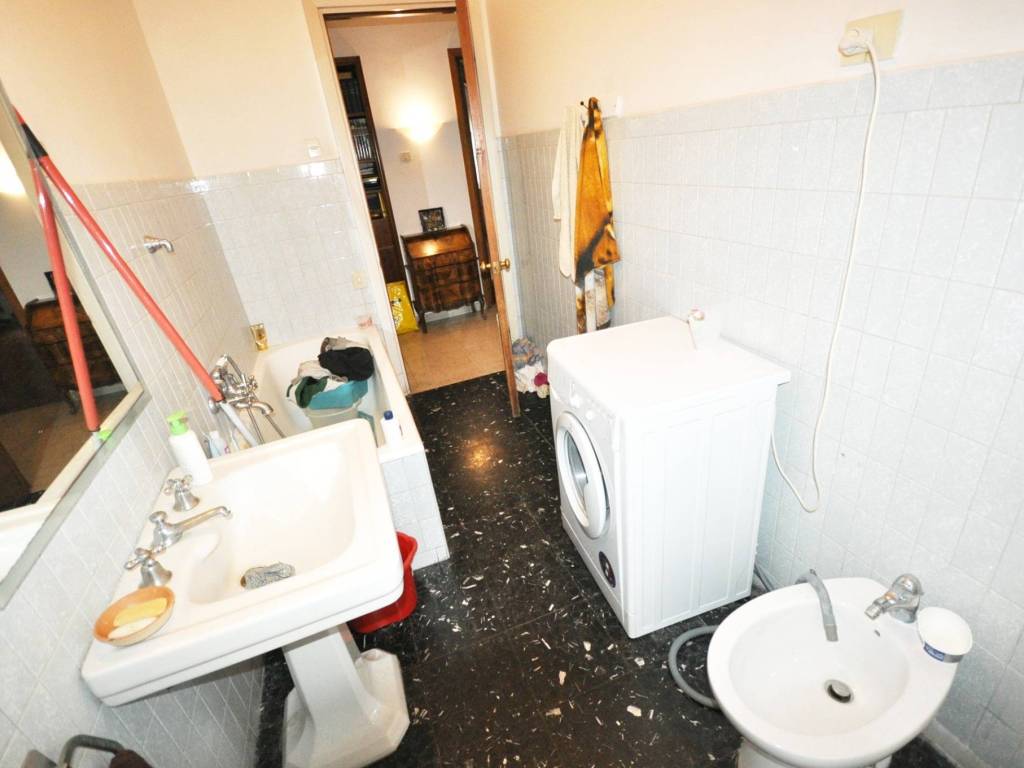 Appartamento a La spezia in Via Nino Ricciardi - Foto 2