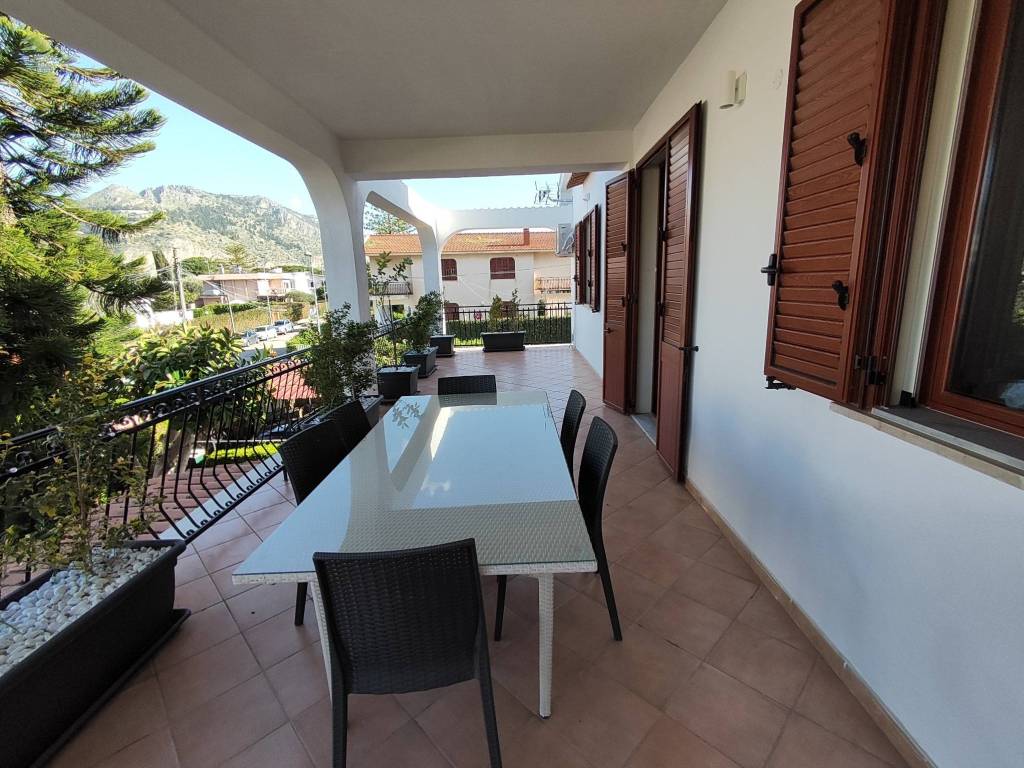 Appartamento a Palermo in Via Giuseppe Catinella - Foto 2