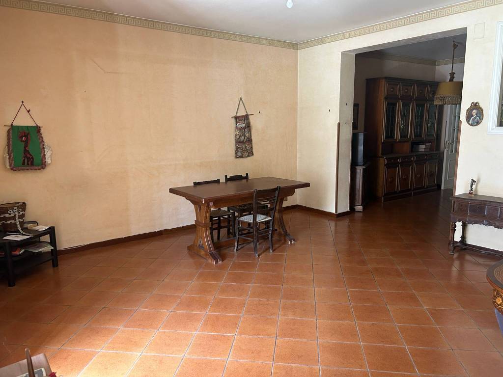 Appartamento a Castellana sicula in Corso Giuseppe Mazzini, 143 - Foto 2
